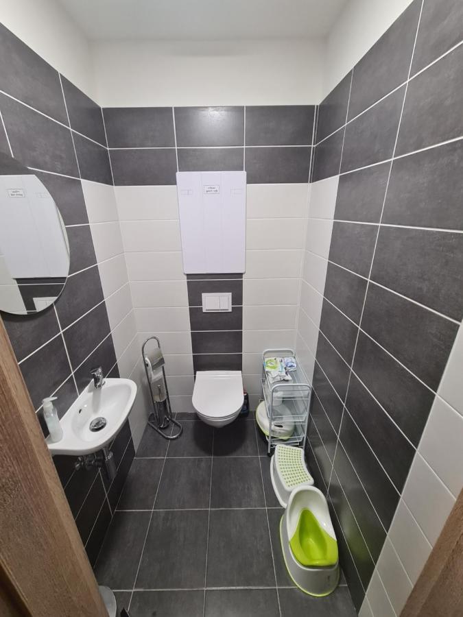 Apartman Kuba Frymburk Exterior foto