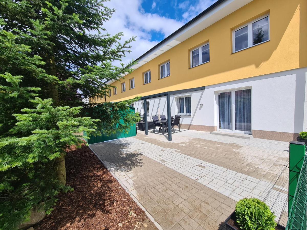 Apartman Kuba Frymburk Exterior foto